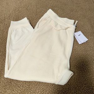 Nike women’s Ivory Yoga Dri-Fit Pants Joggers Size 1X NWT